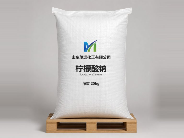 山东茂远化工柠檬酸钠产品图，白色编织袋包装，印公司标识与产品名，净重 25kg