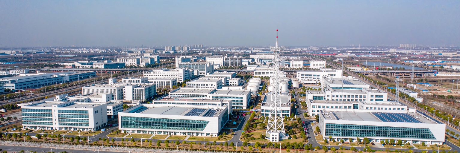 化工产业园区俯瞰全景